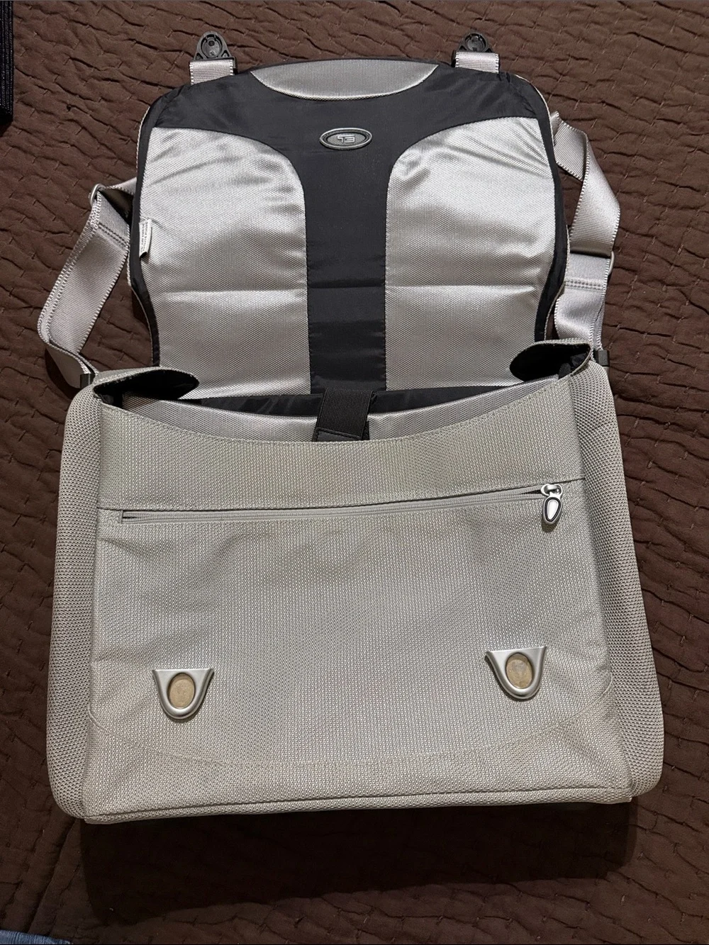 Tumi men laptop